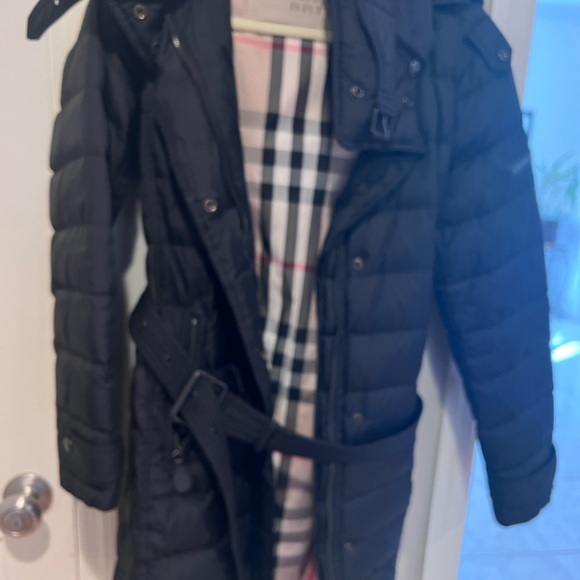 Burberry down coat - authentic, gently worn, beautiful and classic style - Picture 4 of 10